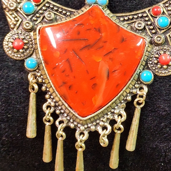 Vintage Beaded red and turquoise tribal necklace with large red stone - Picture 8 of 9